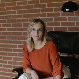 Meet your Posher, Mara